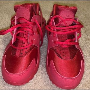 Nike Women’s hauraches